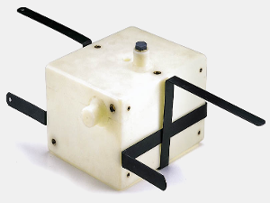 Folding Brackets for Fuel Tank